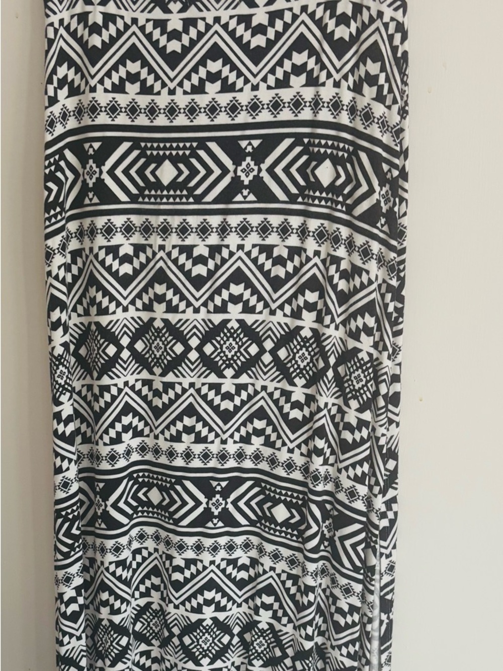 Charlotte Russe Monochrome Aztec Maxi Skirt - Black & White